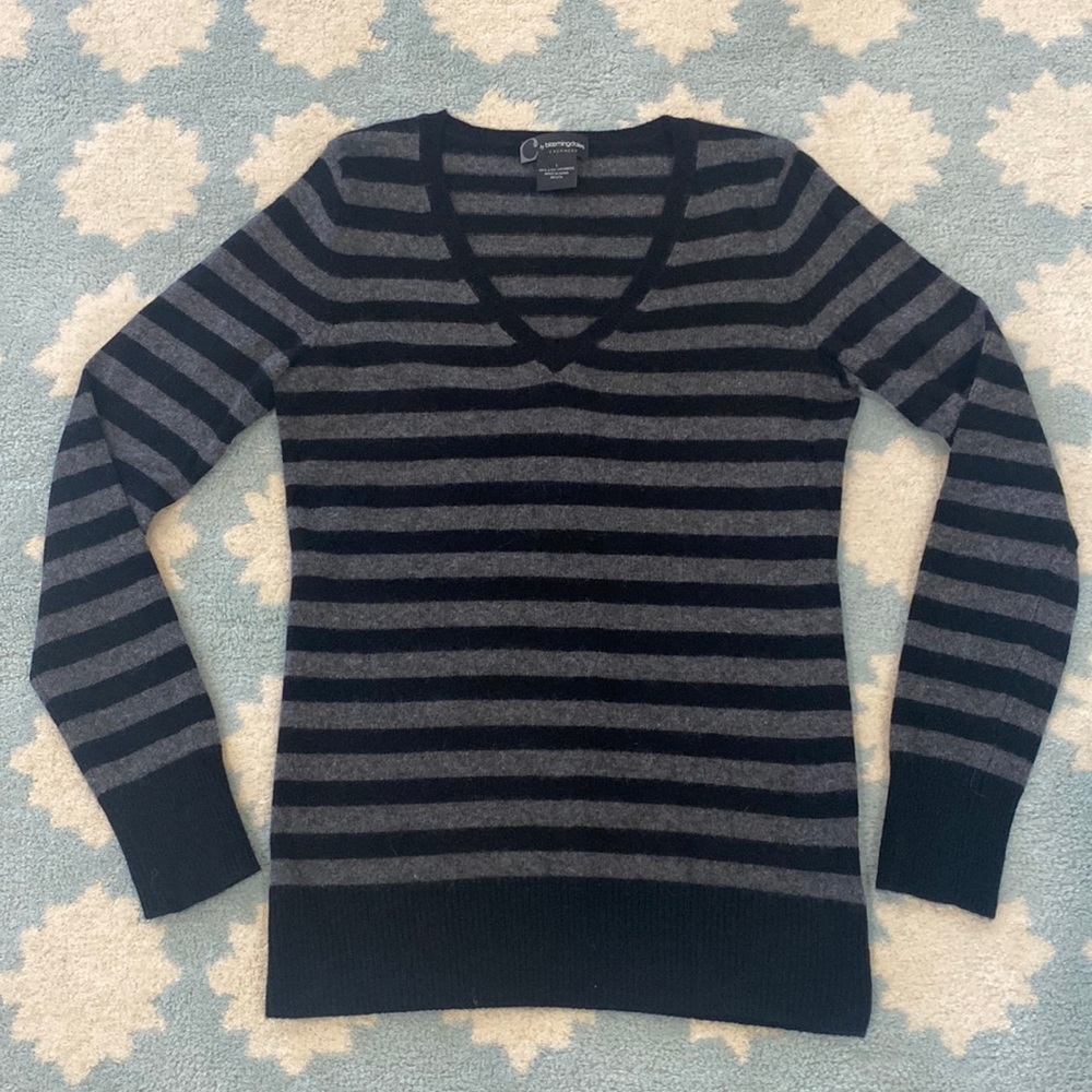 C by Bloomingdales Cashmere Sweater